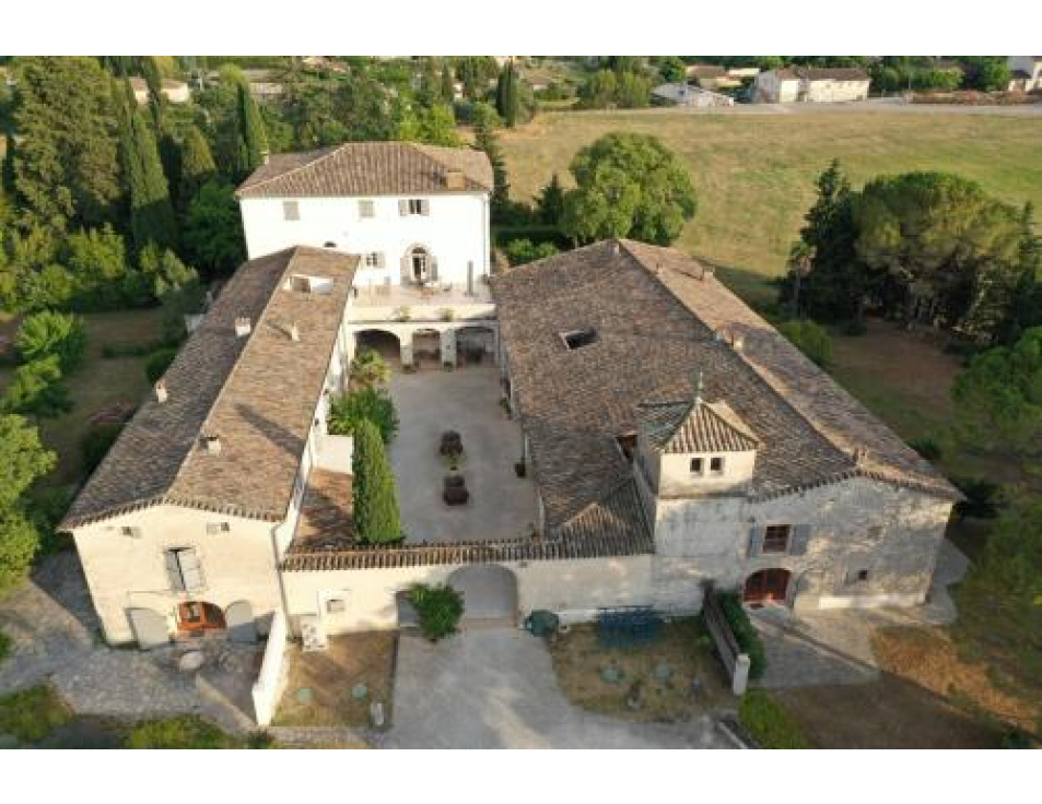 3C442E92 CFB5 4C1A AADE 7C26CB6460AB 1 105 c