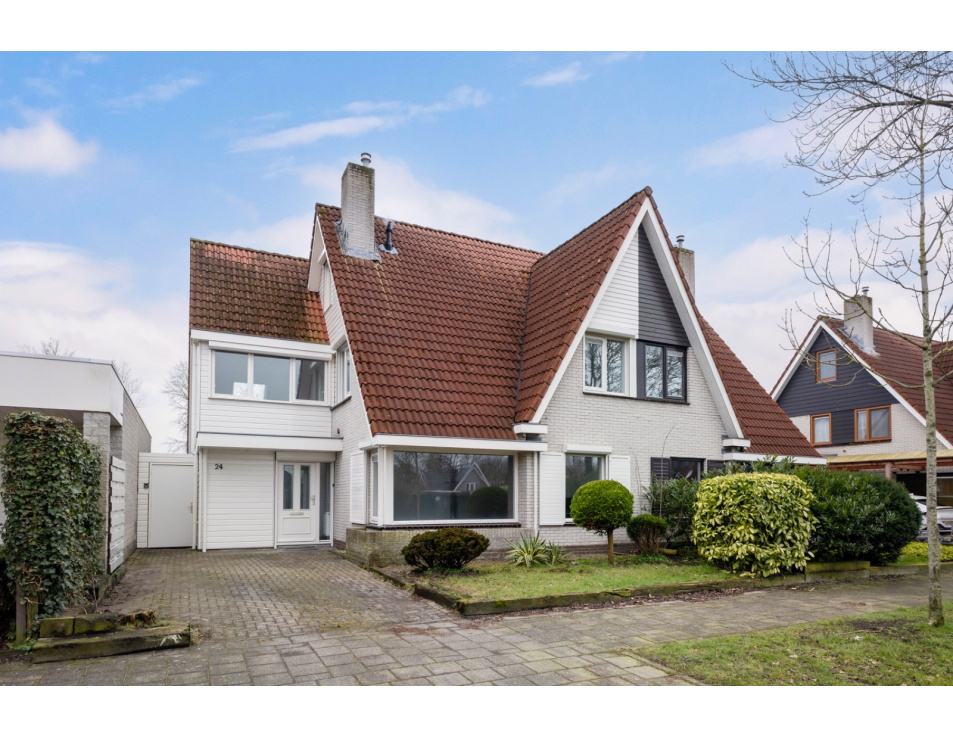 aab8799a 7271 43f4 a876 41e47261fb3e