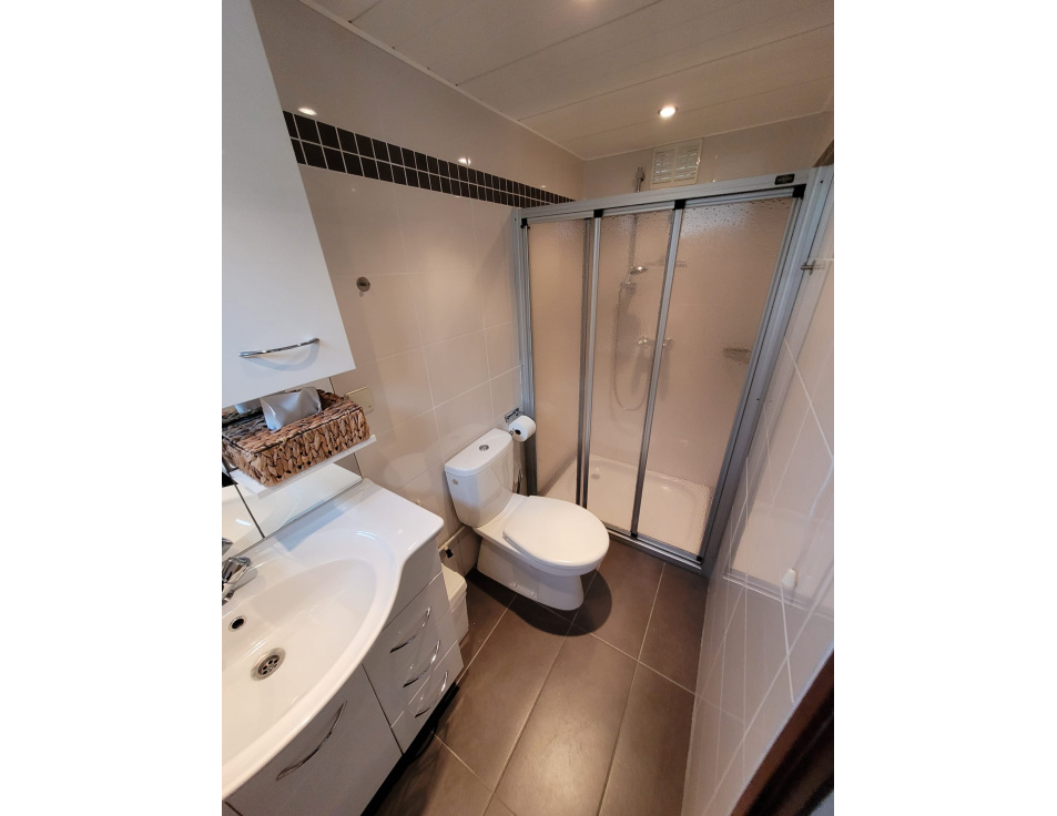 15. Badkamer 2