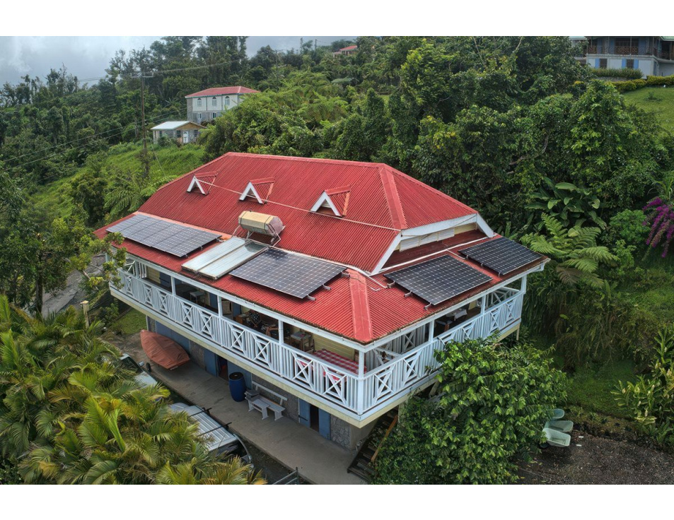 lightsGuesthouse gigapixel standard v2 4x
