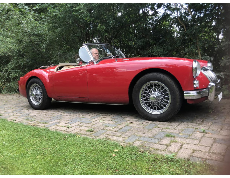 MG !