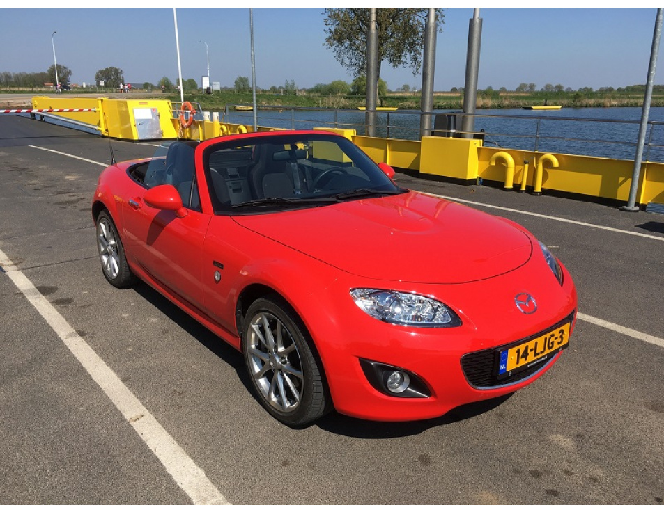 MX5 op de pont bij Lith OK OK 200 k 