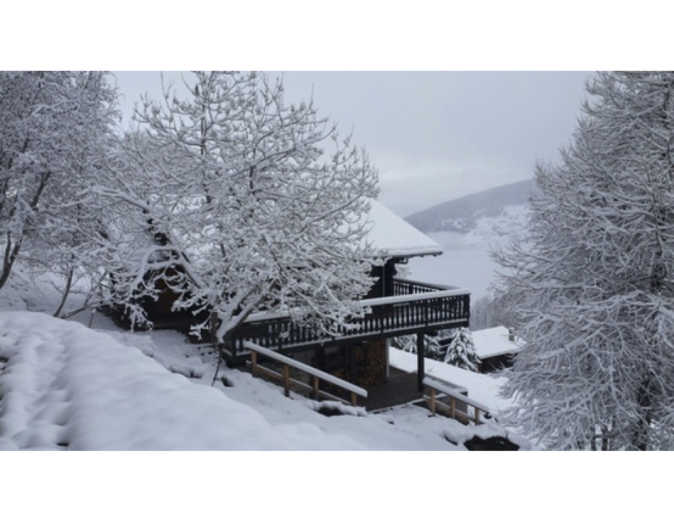 chalet winter